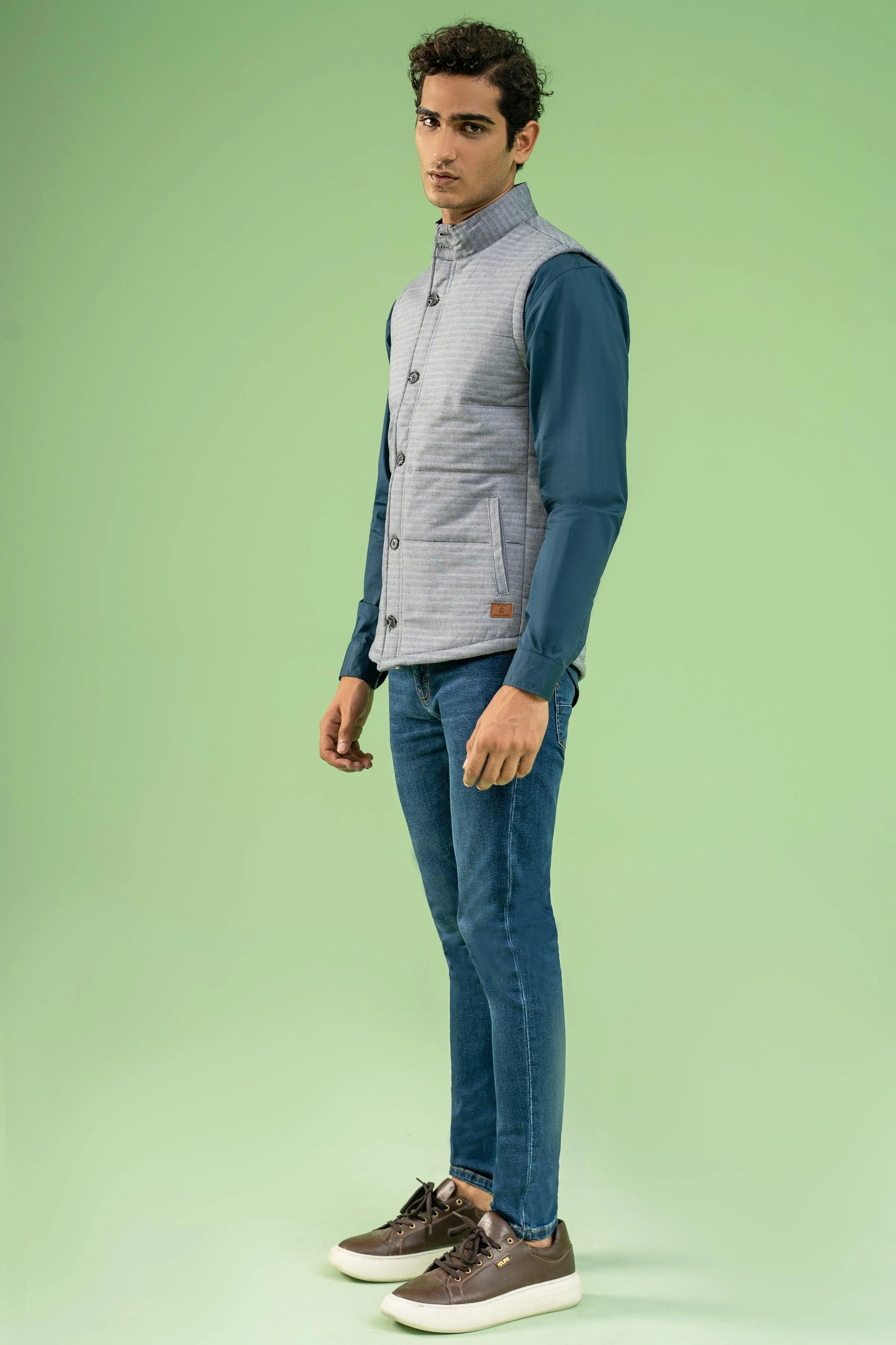 SLEEVELESS CHECK QUILTED JACKET GREY BLACK
